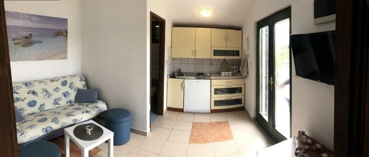 Apartments Ratko Kali Croatia